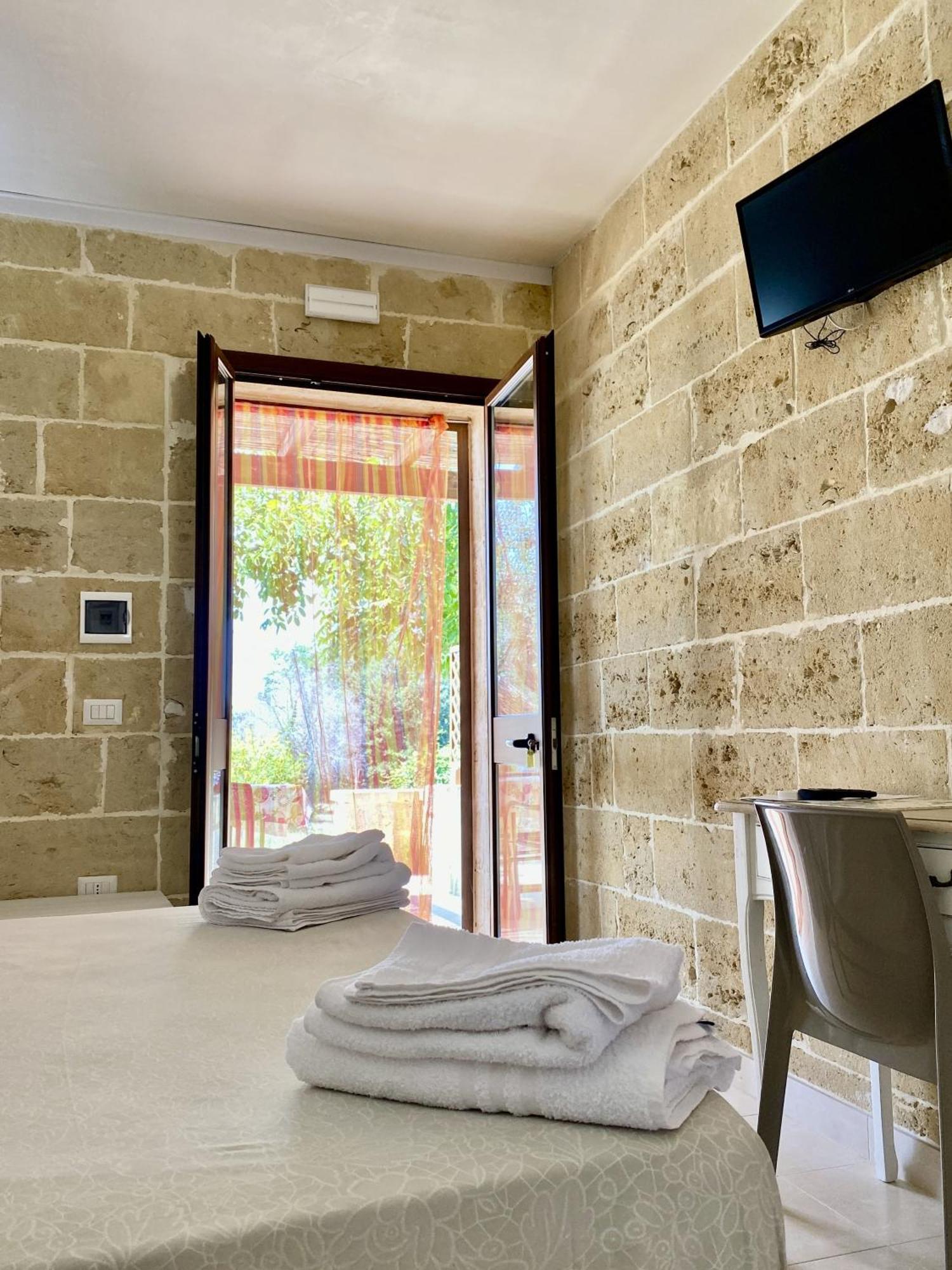 Le Stanze Di Ray - Salento Homes Боргане Екстериор снимка
